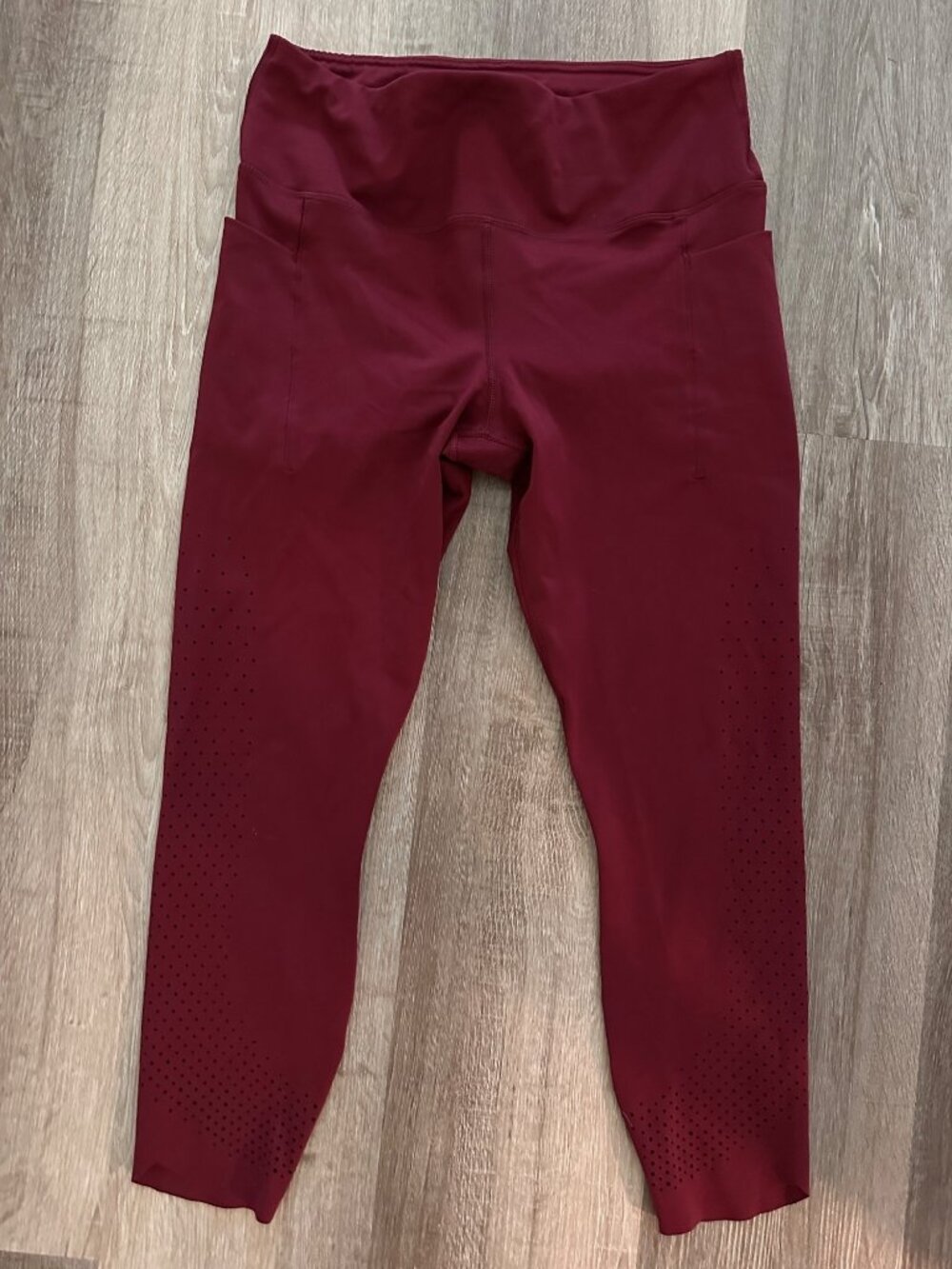 Active life burgundy maroon Capri yoga pants size large
